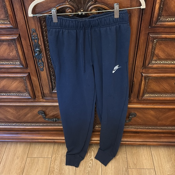 Nike Set - Picture 6 of 10